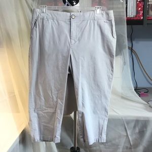 Light Gray Signature Comfort Capris